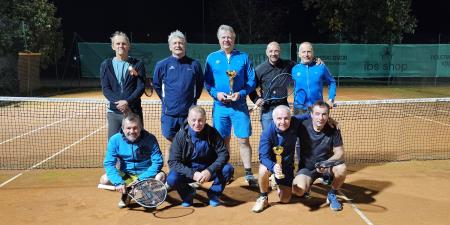 Obe prvouvrščeni ekipi